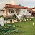 Suzie's House - Road To Loutra Pozar Дом отдыха