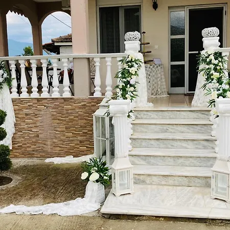 Suzie's House - Road To Loutra Pozar Holiday home *