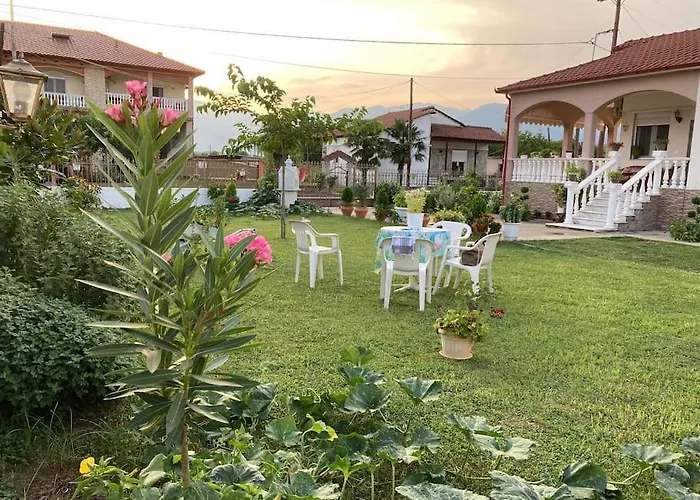 Holiday home Suzie's House - Road To Loutra Pozar