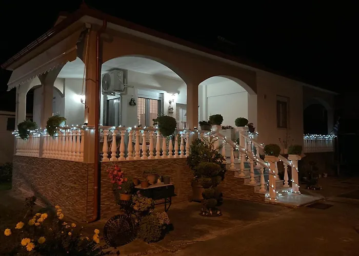 Holiday home Suzie's House - Road To Loutra Pozar Polikarpi
